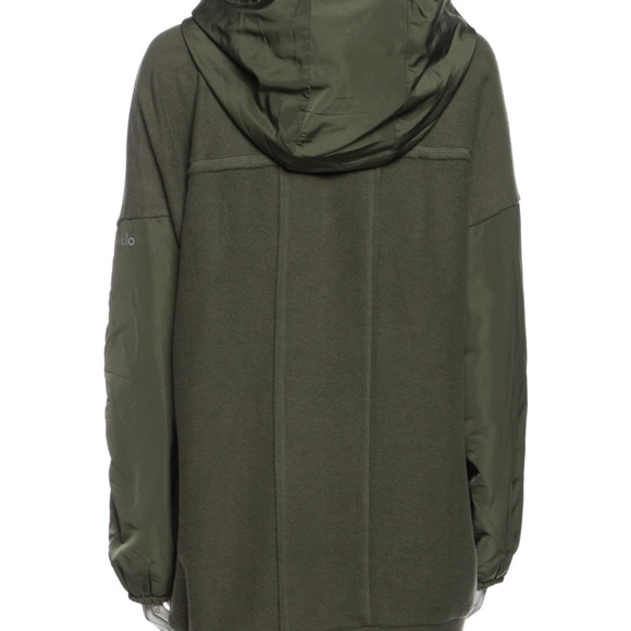 Alo Yoga Cowl Neck Long Sleeve Sweatshirt - Picture 2 of 3